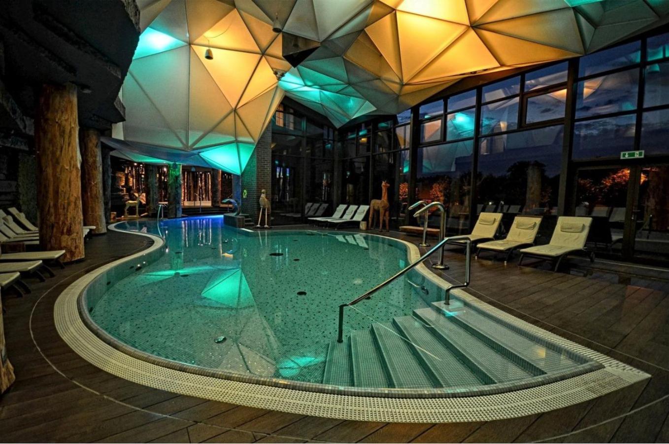 Białowieża Hotel Zubrowka Spa & Wellness מראה חיצוני תמונה