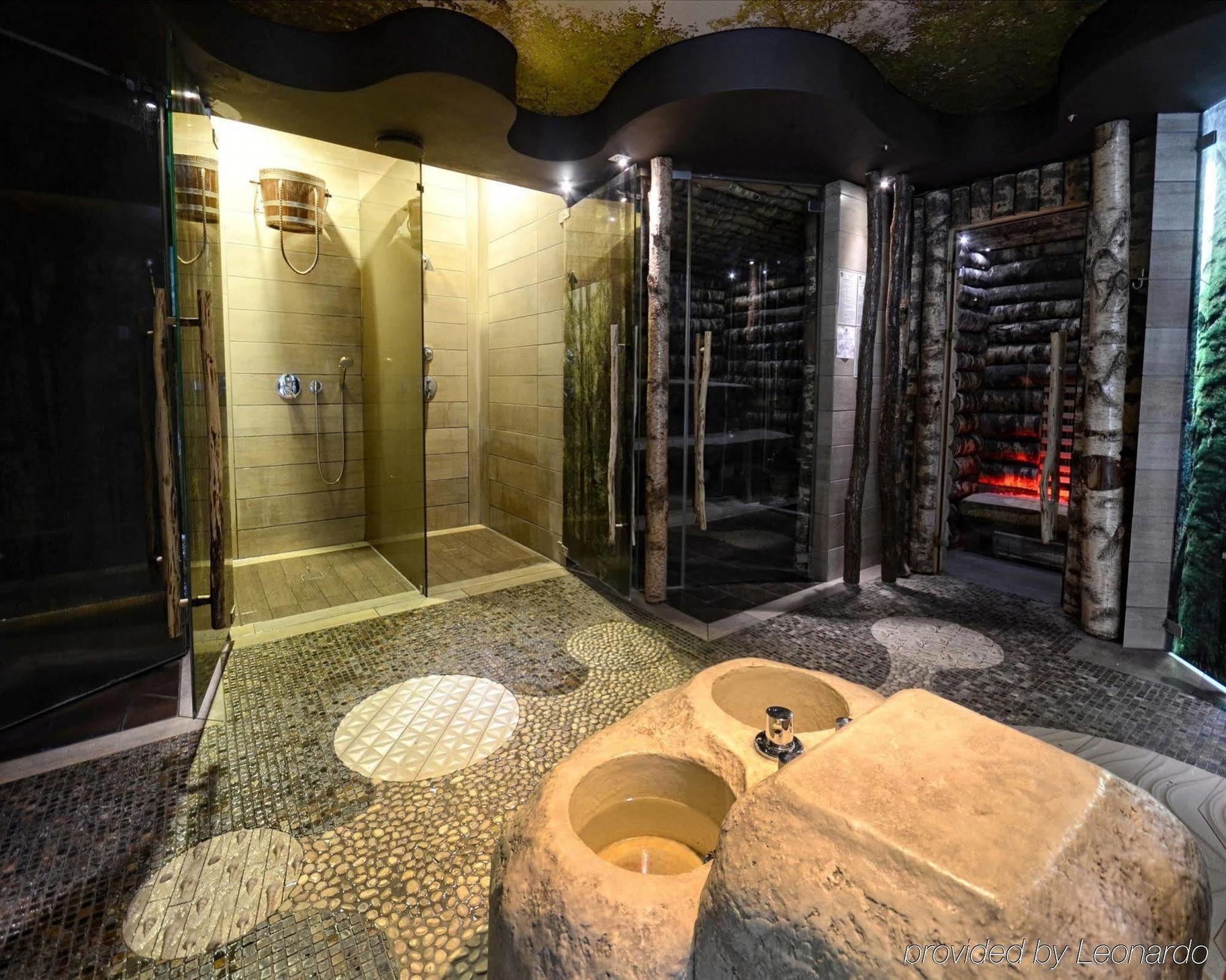 Białowieża Hotel Zubrowka Spa & Wellness מראה חיצוני תמונה