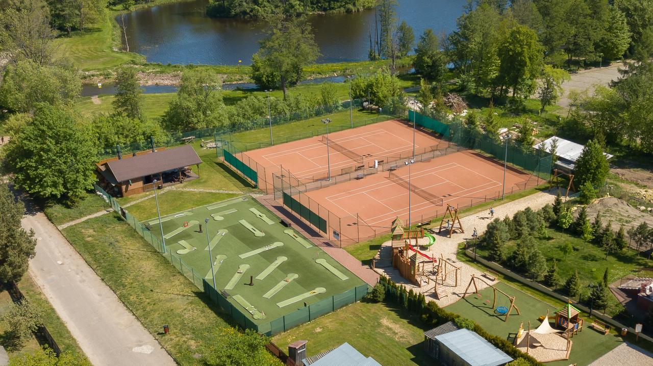 Białowieża Hotel Zubrowka Spa & Wellness מראה חיצוני תמונה